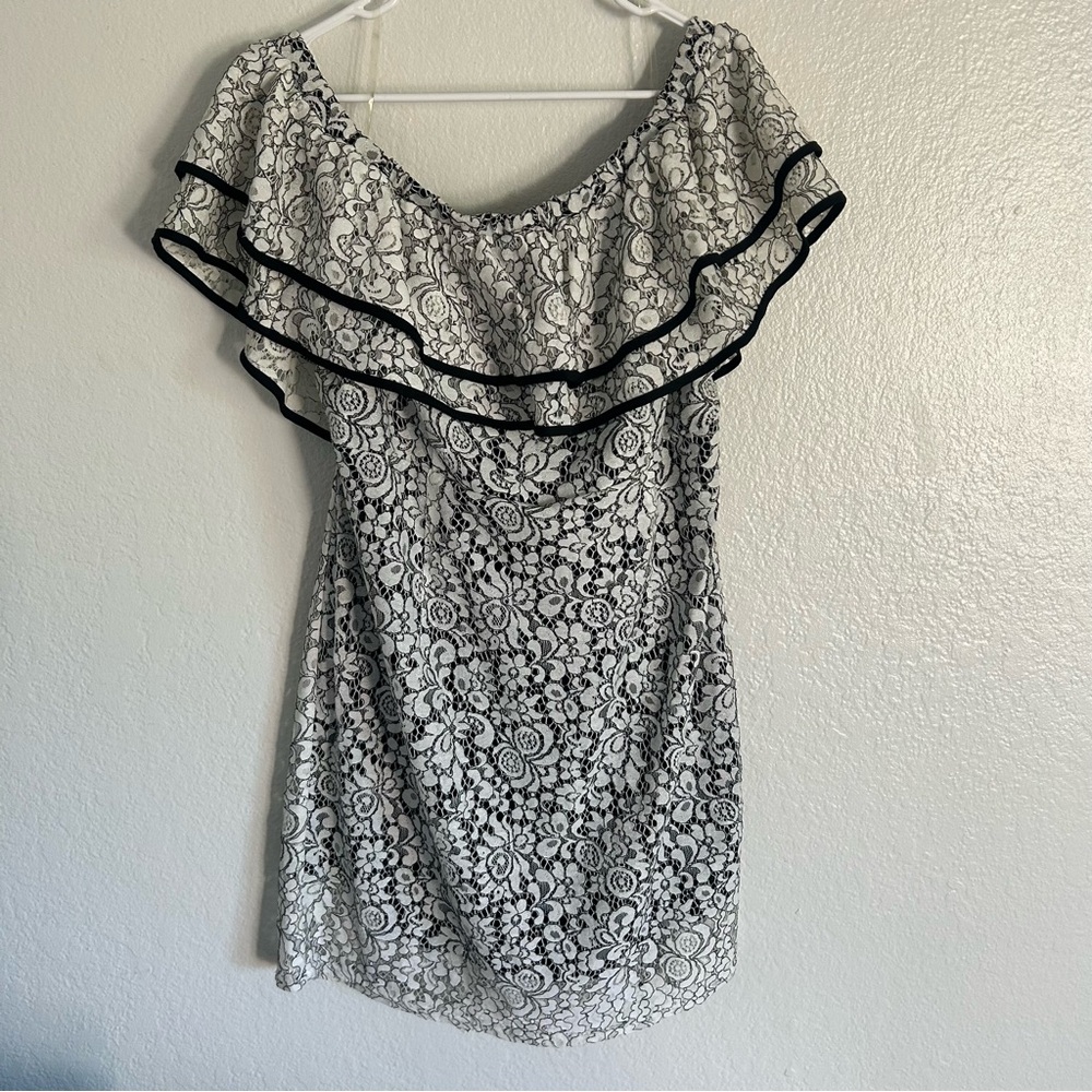 NWT Lovedrobe Lace Off the Shoulder Dress Size 18